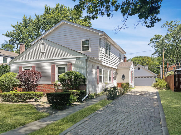 1929 S Ashland Avenue Park Ridge, IL House Sold - Photo 1 of 25. Opens carousel modal