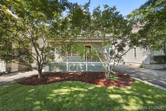 215 North Avenue Naperville, IL House Sold - Photo 1 of 21. Opens carousel modal