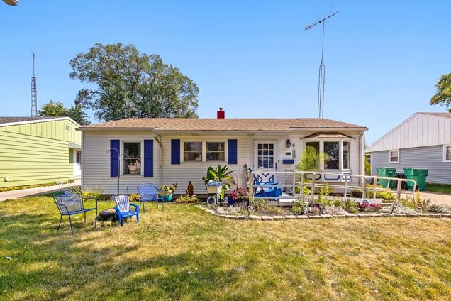 904 Cypress Lane Joliet, IL House Sold - Photo 1 of 17. Opens carousel modal