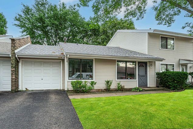 1319 N Cascade Lane Unit 1319 Palatine, IL Condo Active - Photo 1 of 22. Opens carousel modal