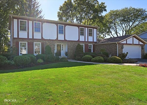 25w161 Jane Avenue Naperville, IL House Sold - Photo 1 of 46. Opens carousel modal