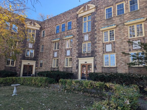 441 W Exchange Street Unit 302