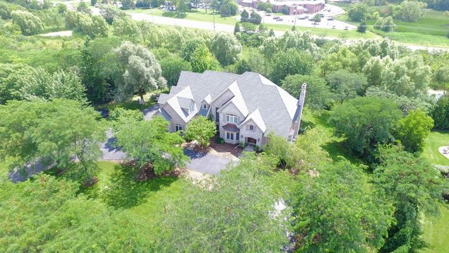 36 Old Lake Road Hawthorn Woods, IL House Sold - Photo 1 of 19. Opens carousel modal