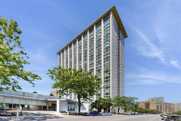 3600 N Lake Shore Drive Unit 1605 Chicago, IL Condo Sold - Photo 1 of 42. Opens carousel modal