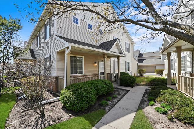 124 Yarrow Court Romeoville, IL Townhouse Sold - Photo 1 of 17. Opens carousel modal