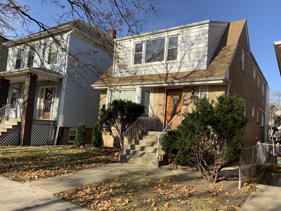 5328 W Roscoe Street Unit 1 Chicago, IL Apartment Active - Photo 1 of 19. Opens carousel modal