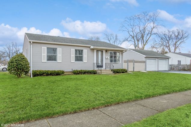 914 Cypress Lane Joliet, IL House Sold - Photo 1 of 10. Opens carousel modal