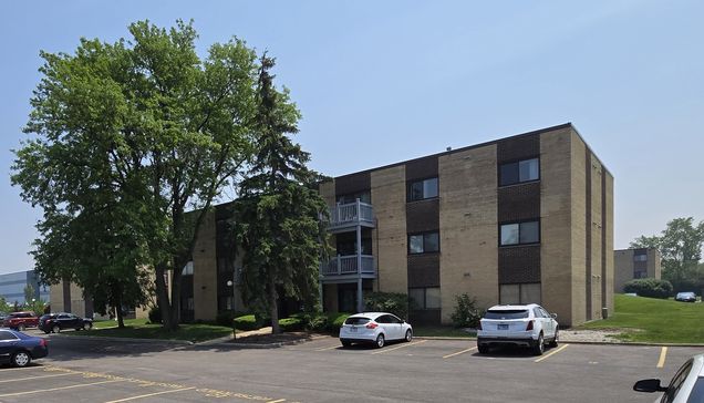 15 Piper Lane Unit 102 Prospect Heights, IL Condo Sold - Photo 1 of 25. Opens carousel modal