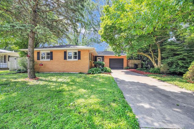 1001 E Sunnycrest Drive