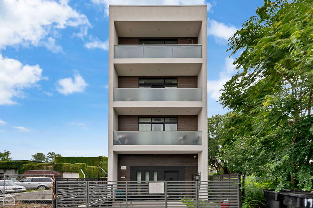 1921 S Jefferson Street Chicago, IL Multifamily Sold - Photo 1 of 18. Opens carousel modal
