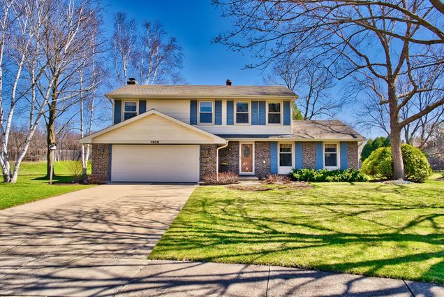 1206 Abbey Court Libertyville, IL House Sold - Photo 1 of 2. Opens carousel modal