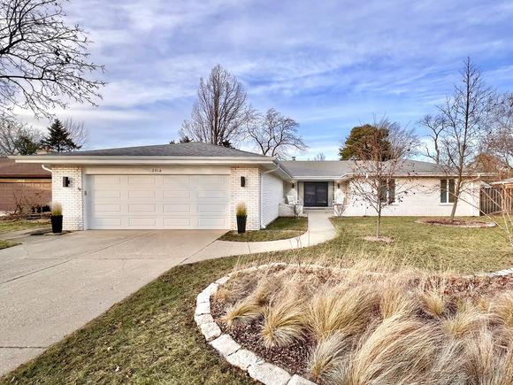 2916 Floral Drive Northbrook, IL House Sold - Photo 1 of 5. Opens carousel modal