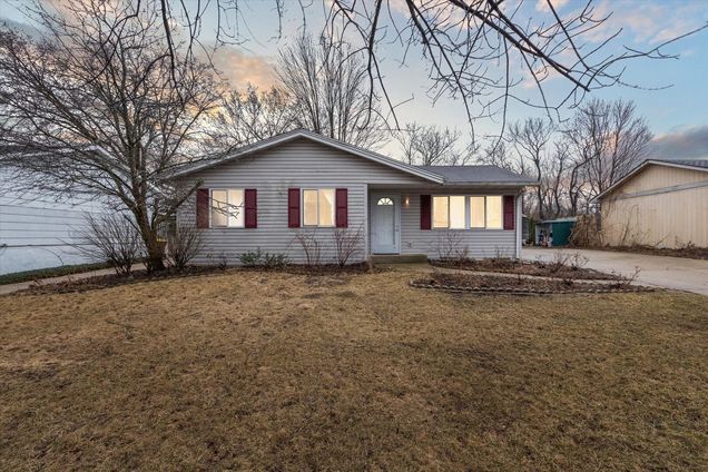 4217 Oconnell Street Rockford, IL House Active - Photo 1 of 42. Opens carousel modal