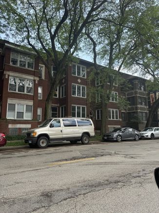1217 E 53rd Street Unit 2W Chicago, IL Condo Active - Photo 1 of 5. Opens carousel modal