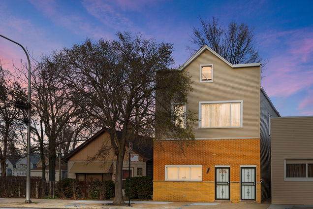 13513 S Baltimore Avenue Chicago, IL Multifamily Contingent - Photo 1 of 16. Opens carousel modal