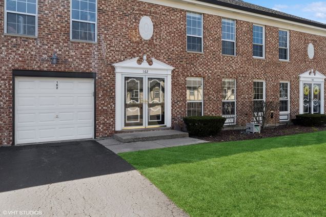 162 W Golf Road Libertyville, IL Townhouse Sold - Photo 1 of 20. Opens carousel modal