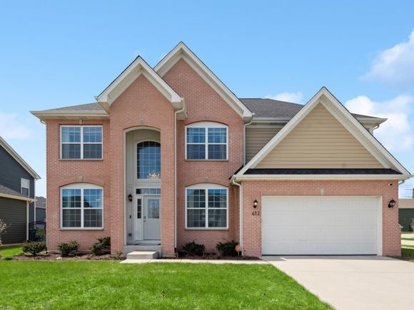 412 Towne Center Boulevard