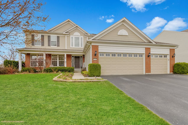 2465 Emerald Lane Yorkville, IL House Sold - Photo 1 of 35. Opens carousel modal