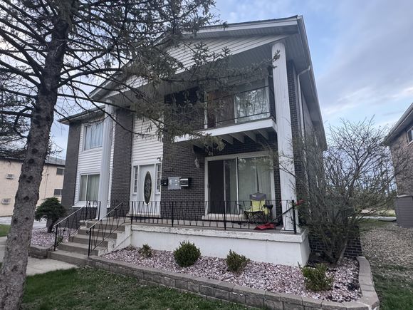 5552 Calumet Sag Road Unit 2E Alsip, IL Condo Active - Photo 1 of 15. Opens carousel modal
