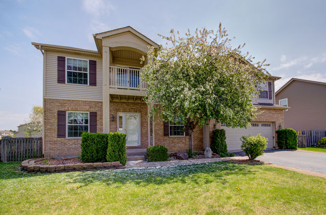 1120 Redwood Lane Minooka, IL House Sold - Photo 1 of 47. Opens carousel modal
