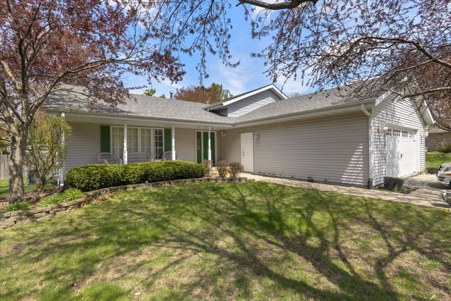 6662 Thomas Parkway Rockford, IL House Sold - Photo 1 of 20. Opens carousel modal