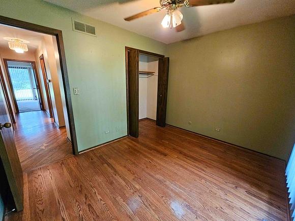 26241 W Bonner Road Wauconda, IL House Sold - Photo 13 of 31. Opens carousel modal
