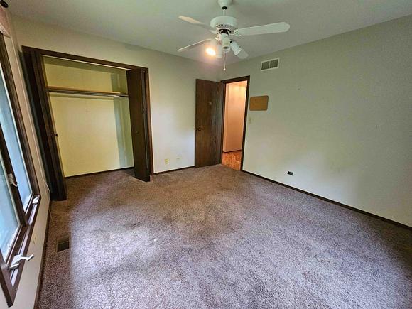 26241 W Bonner Road Wauconda, IL House Sold - Photo 15 of 31. Opens carousel modal