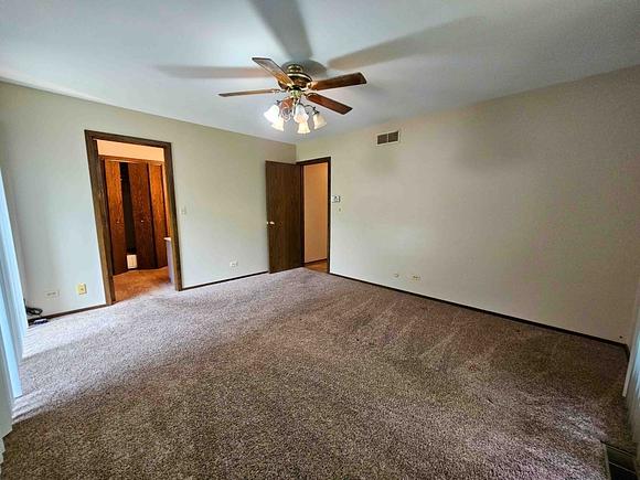 26241 W Bonner Road Wauconda, IL House Sold - Photo 19 of 31. Opens carousel modal