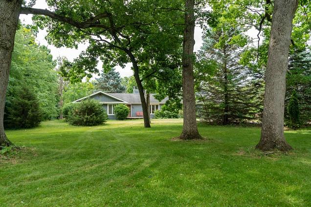 26241 W Bonner Road Wauconda, IL House Sold - Photo 2 of 31. Opens carousel modal
