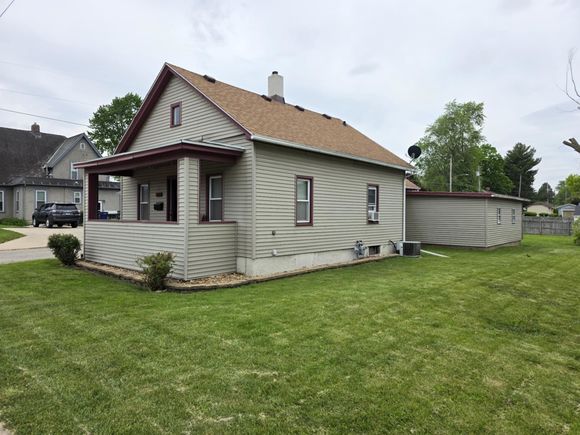 1825 St Vincents Avenue Lasalle, IL House Sold - Photo 1 of 14. Opens carousel modal