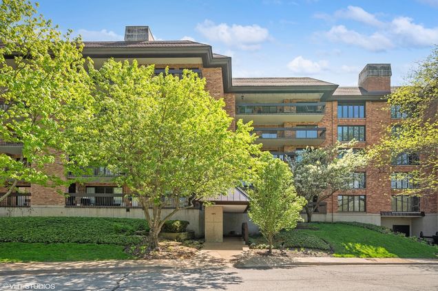 3851 Mission Hills Road Unit 409