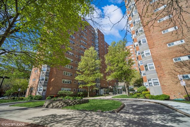 4950 N Marine Drive Unit 803 Chicago, IL Condo Sold - Photo 1 of 16. Opens carousel modal