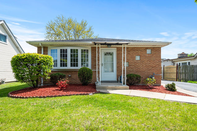 5855 W 82nd Street Burbank, IL House Sold - Photo 1 of 26. Opens carousel modal