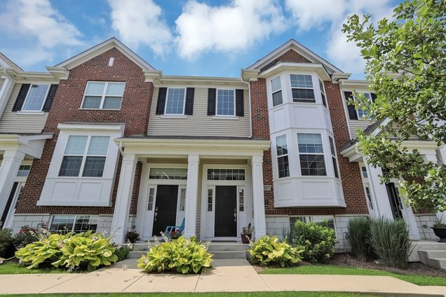 2967 Madison Drive Naperville, IL Townhouse Active - Photo 1 of 12. Opens carousel modal