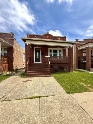 1435 S 57th Avenue Cicero, IL House Sold - Photo 1 of 14. Opens carousel modal