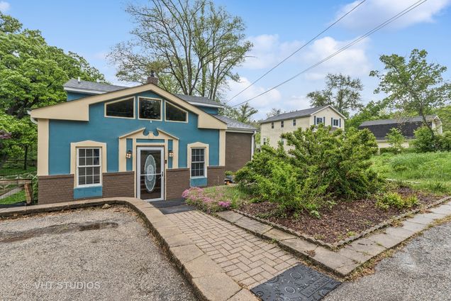 36147 N Eagle Court Ingleside, IL House Sold - Photo 1 of 31. Opens carousel modal