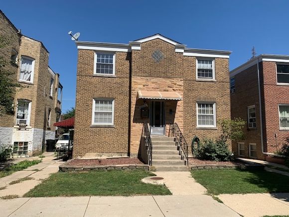 4912 W Eddy Street Unit 2W Chicago, IL House Active - Photo 1 of 13. Opens carousel modal