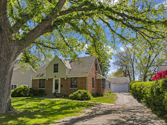 615 Hillside Road Glenview, IL House Active - Photo 1 of 29. Opens carousel modal