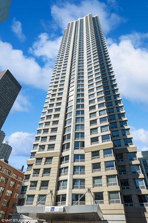 440 N Wabash Avenue Unit 2604 Chicago, IL Condo Active - Photo 1 of 11. Opens carousel modal