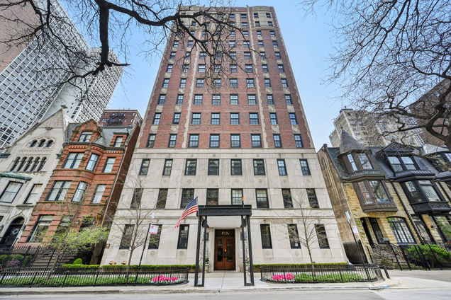 73 E Elm Street Unit 12D