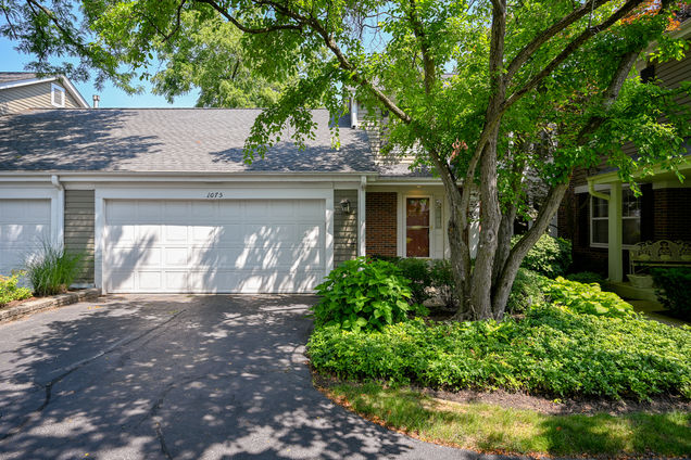 1075 Creekside Drive