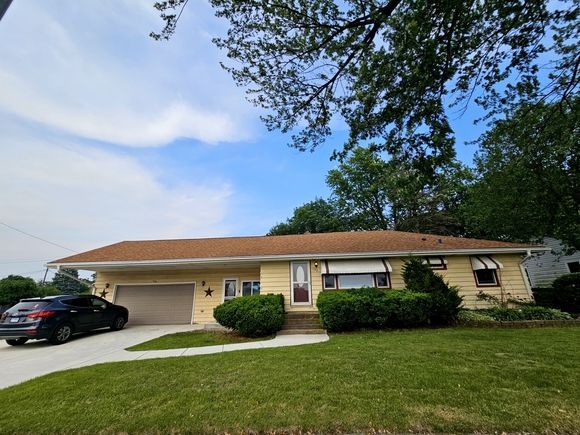 155 S Mclean Boulevard