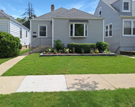 3811 N Pioneer Avenue