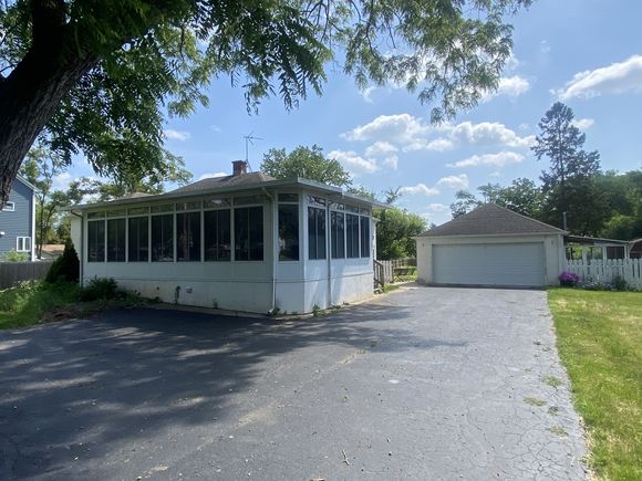 3806 Wilke Road