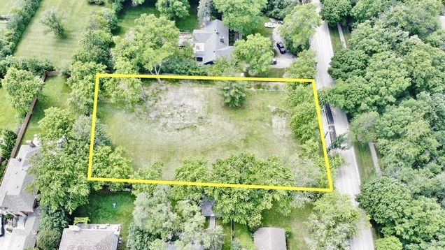 1726 Park Avenue W Highland Park, IL Plot of land Active - Photo 1 of 5. Opens carousel modal