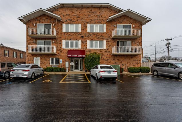 15505 Cicero Avenue Unit 2C Oak Forest, IL Condo Active - Photo 1 of 25. Opens carousel modal