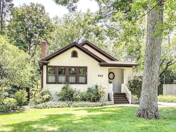 642 Gray Avenue Highland Park, IL House Active - Photo 1 of 25. Opens carousel modal