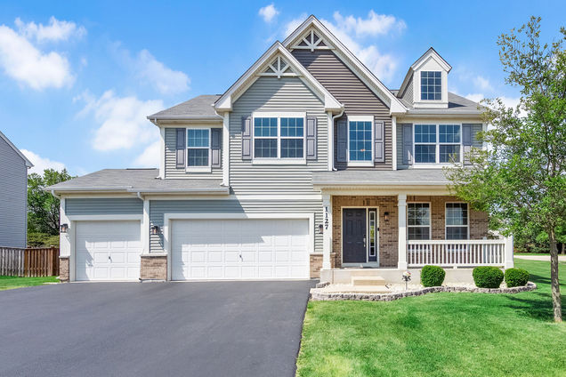 1127 Woodiris Drive Joliet, IL House Active - Photo 1 of 32. Opens carousel modal