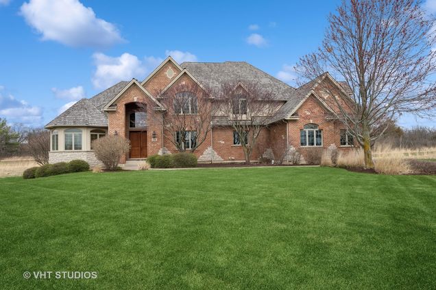 1541 W Longwood Drive