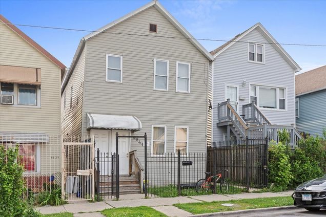 4841 S Loomis Boulevard Unit 1R Chicago, IL Apartment Active - Photo 1 of 6. Opens carousel modal